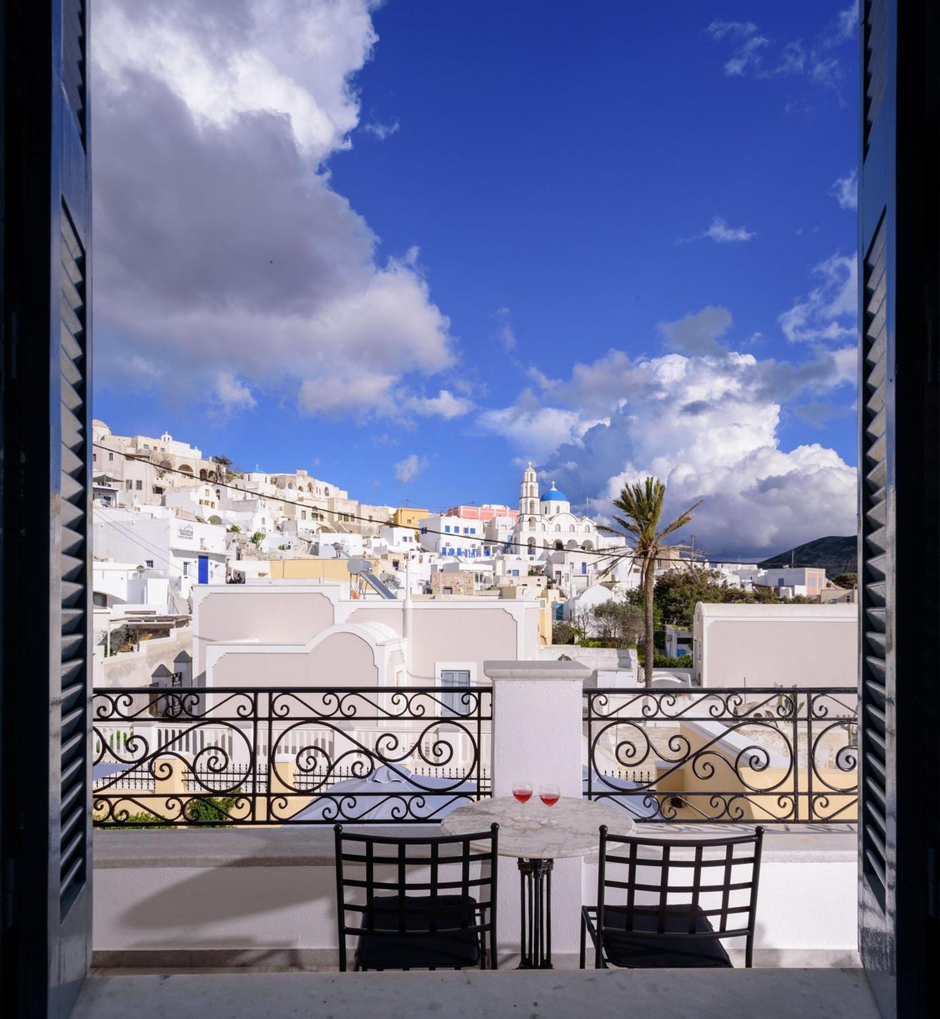 Ikio Concept Santorini Hotel Pírgosz Kültér fotó